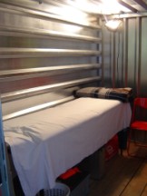 Samariterposten in einem Container